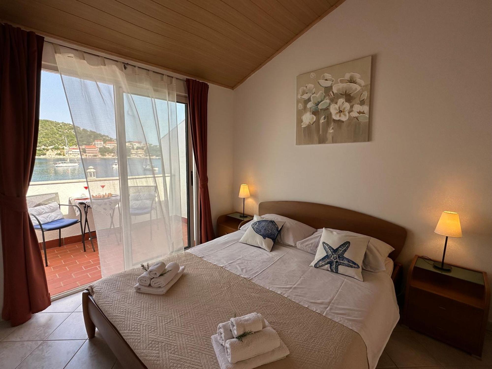 Apartments Marija Lastovo Eksteriør billede